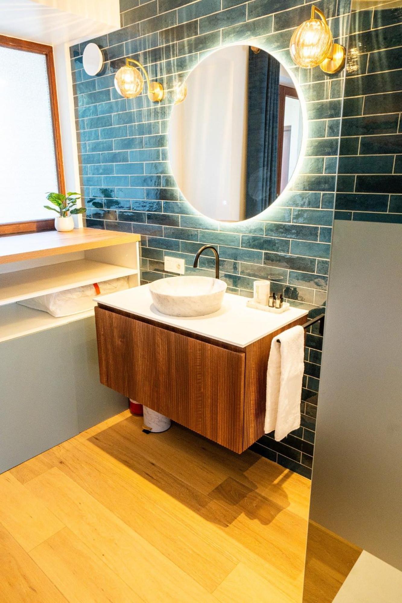 Huswell - Chic With Garden In